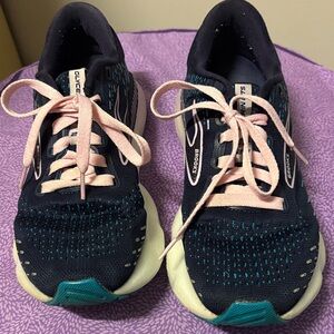 Brooks Navy and Teal Running Shoes with Pink Laces